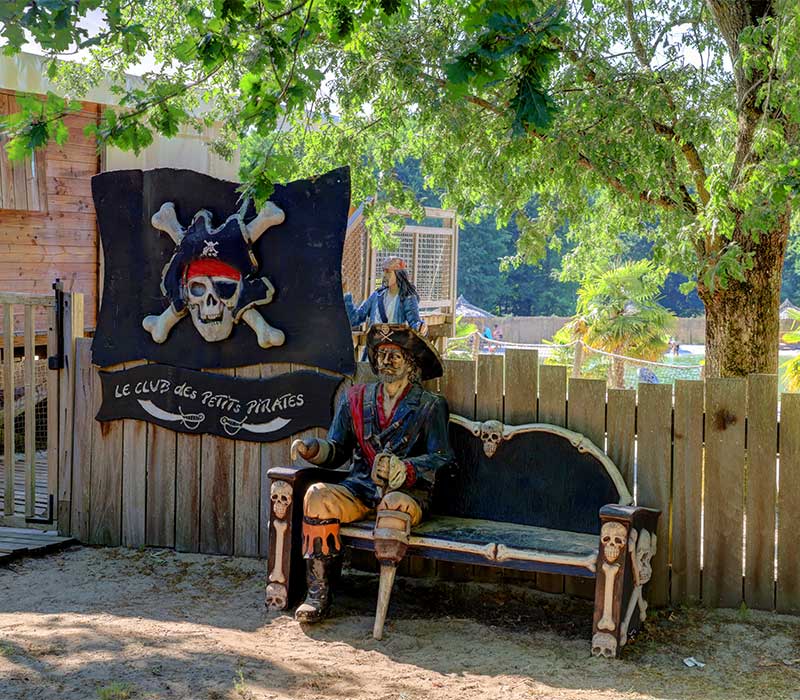 Die Taverne Des Pirates